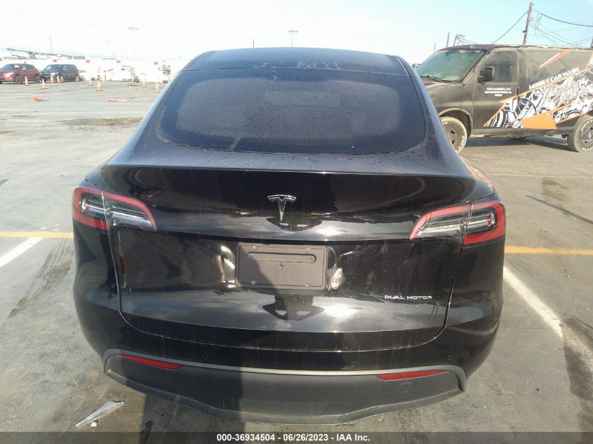 2021 TESLA MODEL Y - 5YJYGDEEXMF158184