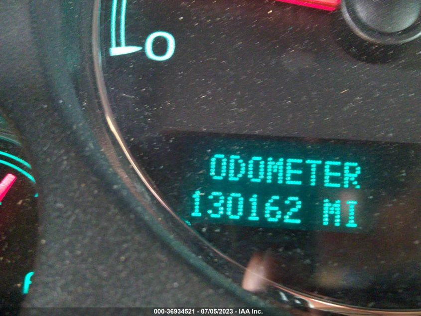 2013 CHEVROLET SUBURBAN LS - 1GNSCHE09DR157915