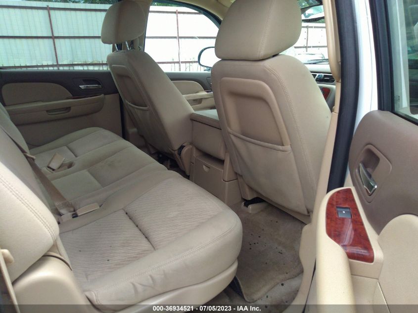 2013 CHEVROLET SUBURBAN LS - 1GNSCHE09DR157915
