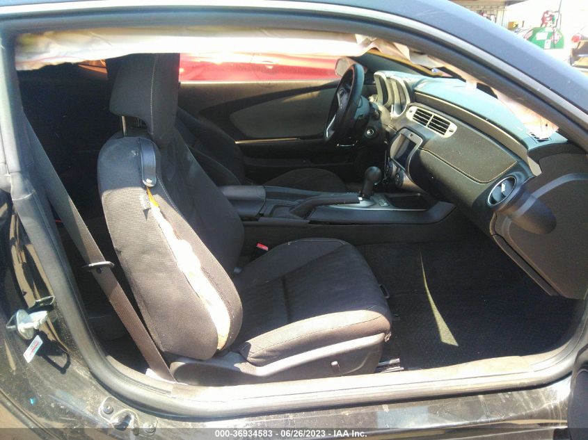 2013 CHEVROLET CAMARO LS - 2G1FA1E38D9159546
