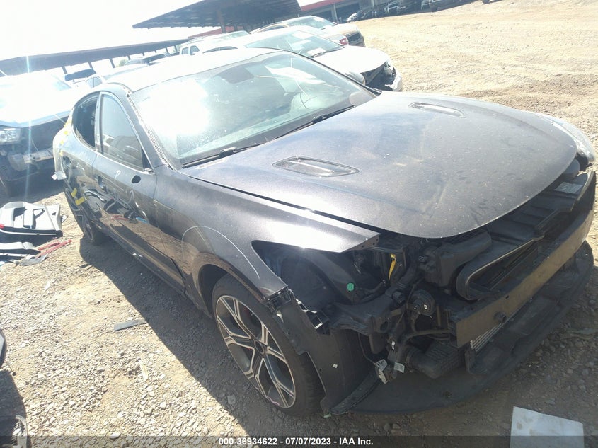 VIN KNAE35LC4J6027004 2018 KIA STINGER GT