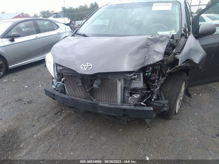 2013 TOYOTA SIENNA XLE/LIMITED - 5TDYK3DCXDS383497