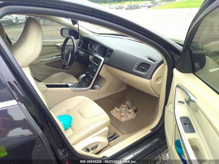 2013 VOLVO S60 T5 - YV1612FS8D2183065
