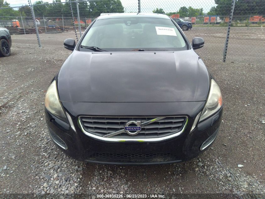 2013 VOLVO S60 T5 - YV1612FS8D2183065