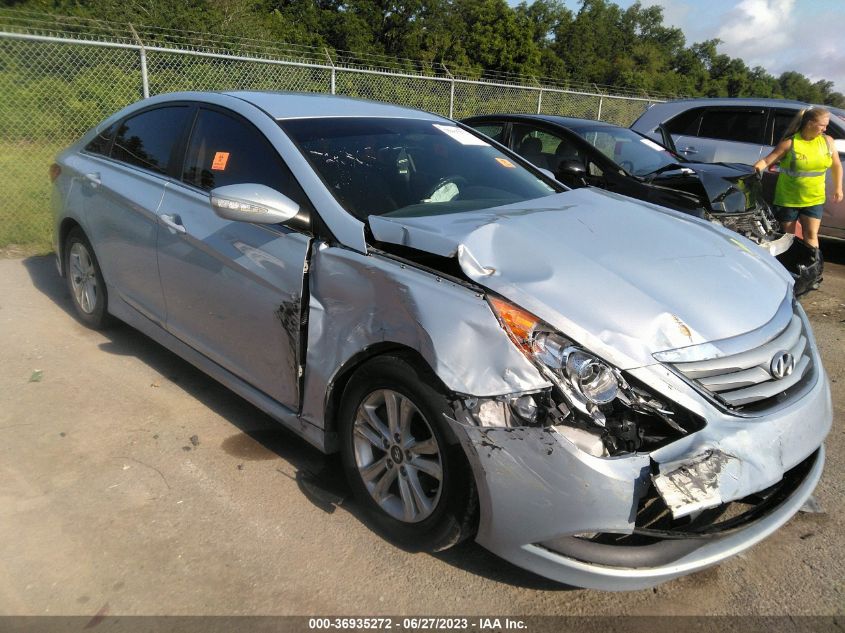 2014 HYUNDAI SONATA GLS - 5NPEB4AC1EH928443