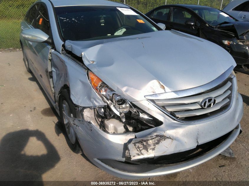 2014 HYUNDAI SONATA GLS - 5NPEB4AC1EH928443