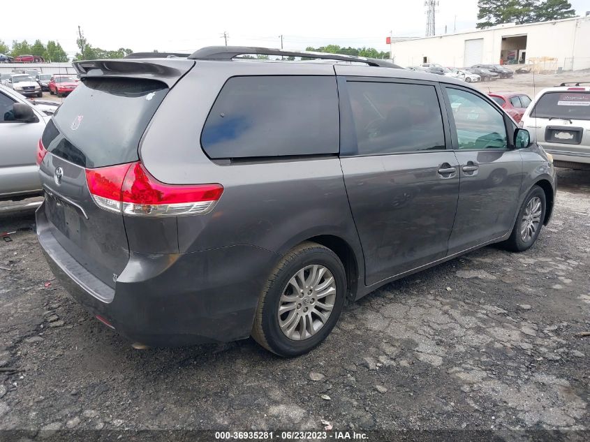 5TDYK3DC4BS126882 2011 TOYOTA SIENNA, photo no. 4