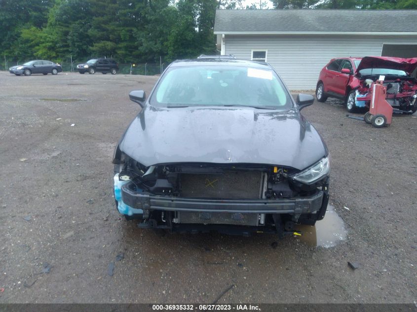 2018 FORD FUSION S - 3FA6P0G72JR171381