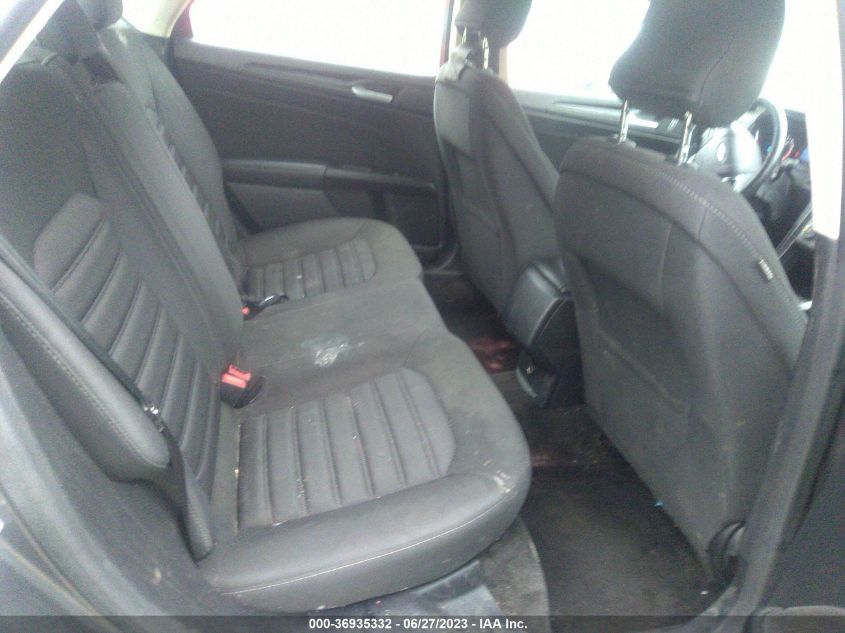 2018 FORD FUSION S - 3FA6P0G72JR171381