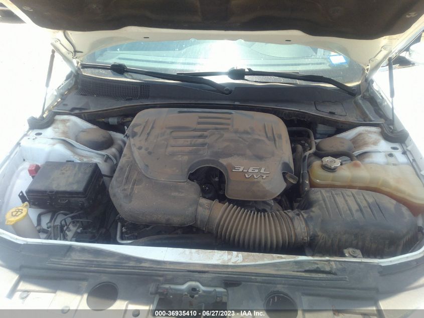 2014 CHRYSLER 300 300C - 2C3CCAKG1EH139100