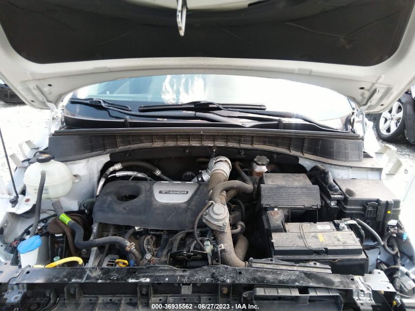 2018 HYUNDAI TUCSON VALUE - KM8J3CA29JU644020
