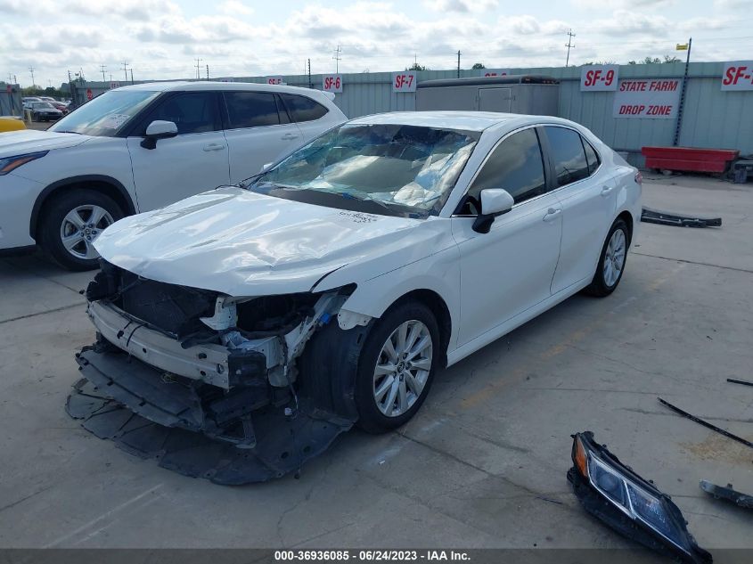 2018 TOYOTA CAMRY LE/SE/XLE/L - JTNB11HK8J3070925