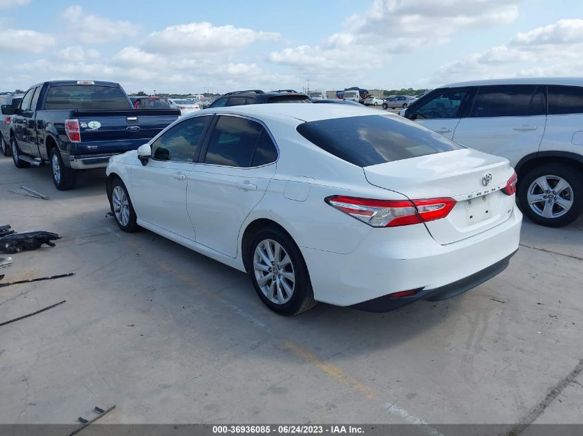2018 TOYOTA CAMRY LE/SE/XLE/L - JTNB11HK8J3070925