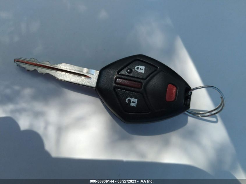 2014 MITSUBISHI OUTLANDER ES - JA4AD2A34EZ004854