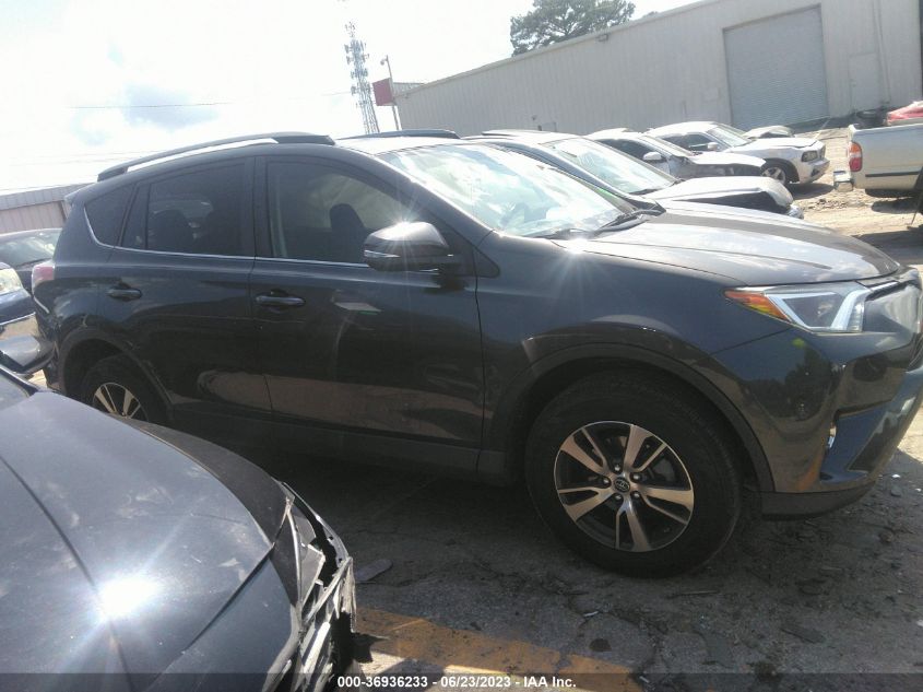 2017 TOYOTA RAV4 XLE - JTMWFREV2HJ149582
