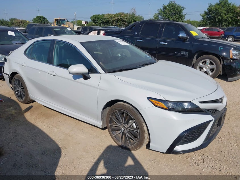 TOYOTA CAMRY SE/SE NIGHTSHADE 2023