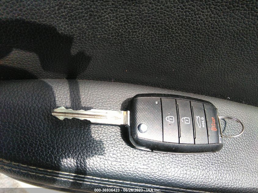 2016 KIA FORTE LX - KNAFX4A67G5471881