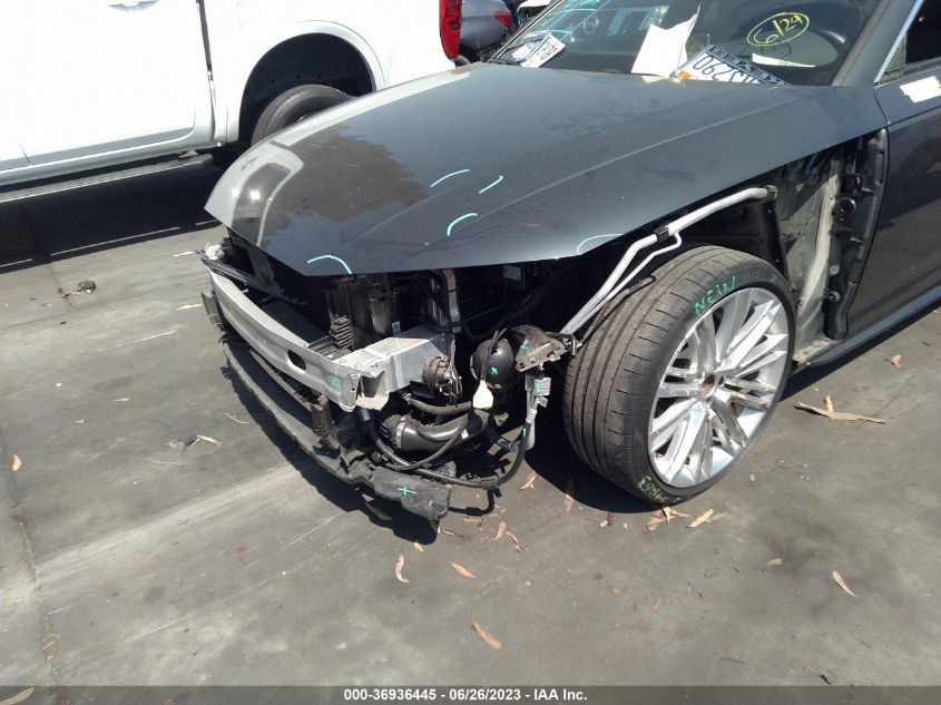 2019 AUDI A4 PRESTIGE - WAUFNAF47KA107326