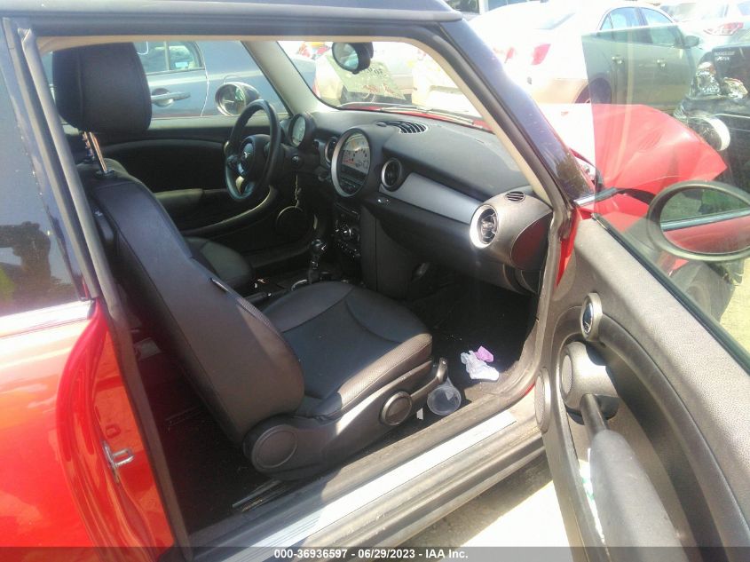 2014 MINI COOPER CLUBMAN WMWZF3C56ET493247