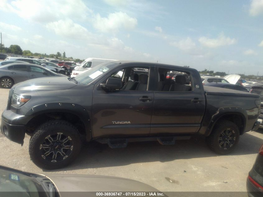 2013 TOYOTA TUNDRA 4WD TRUCK - 5TFDM5F10DX041227