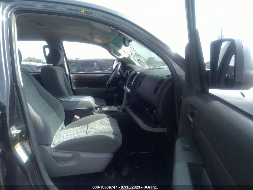 2013 TOYOTA TUNDRA 4WD TRUCK - 5TFDM5F10DX041227