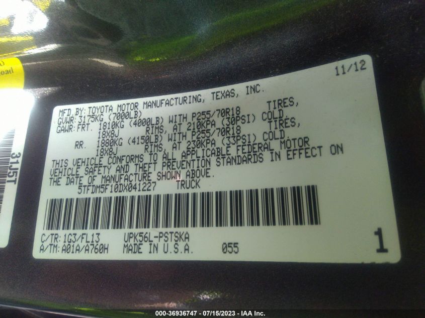 2013 TOYOTA TUNDRA 4WD TRUCK - 5TFDM5F10DX041227