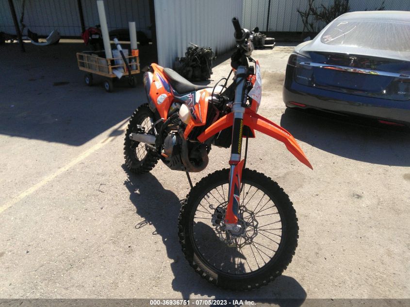 2022 KTM 500 EXC-F SIX DAYS VBKEXK401NM441383