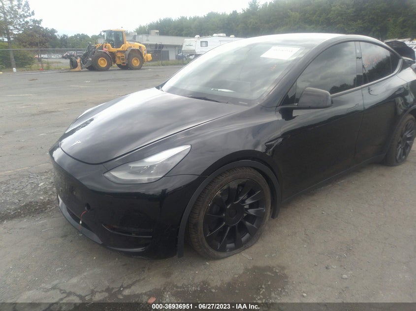 VIN 7SAYGDEE9PF688590 2023 TESLA MODEL Y LONG RANGE