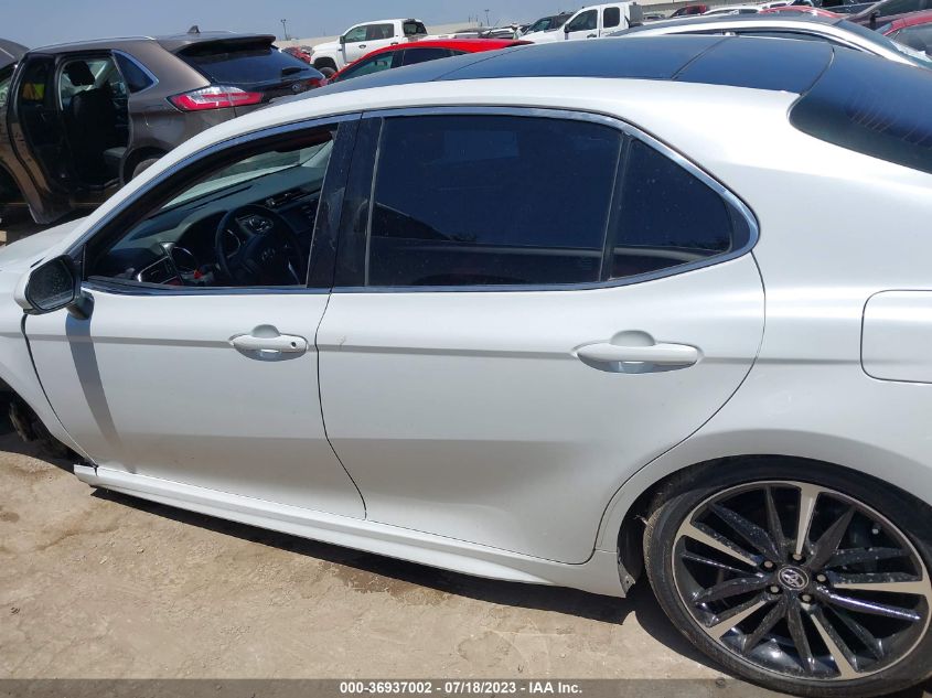 2018 TOYOTA CAMRY XSE - 4T1B61HK1JU106952