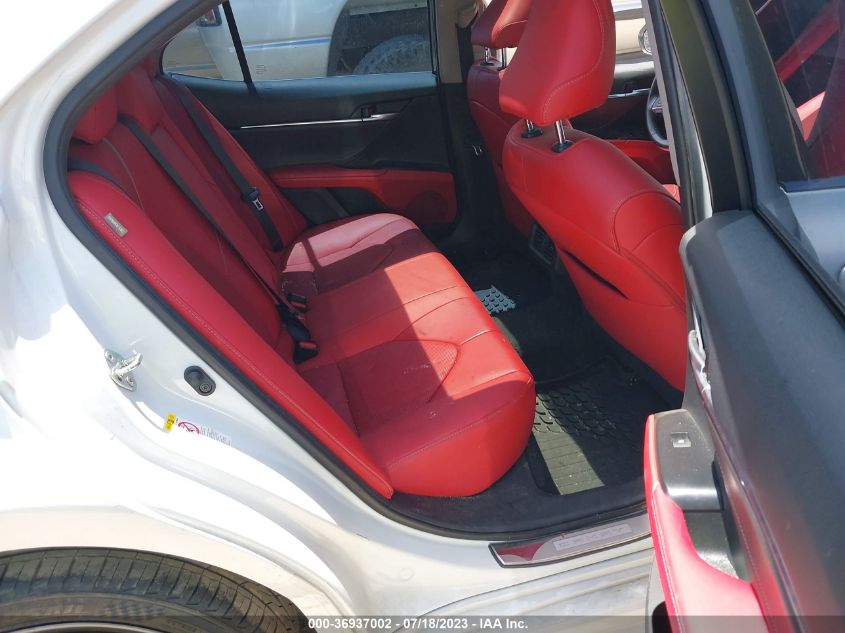 2018 TOYOTA CAMRY XSE - 4T1B61HK1JU106952
