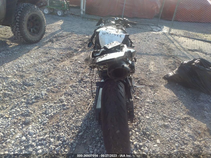 2007 HONDA CBR600 RR - JH2PC40027M005109