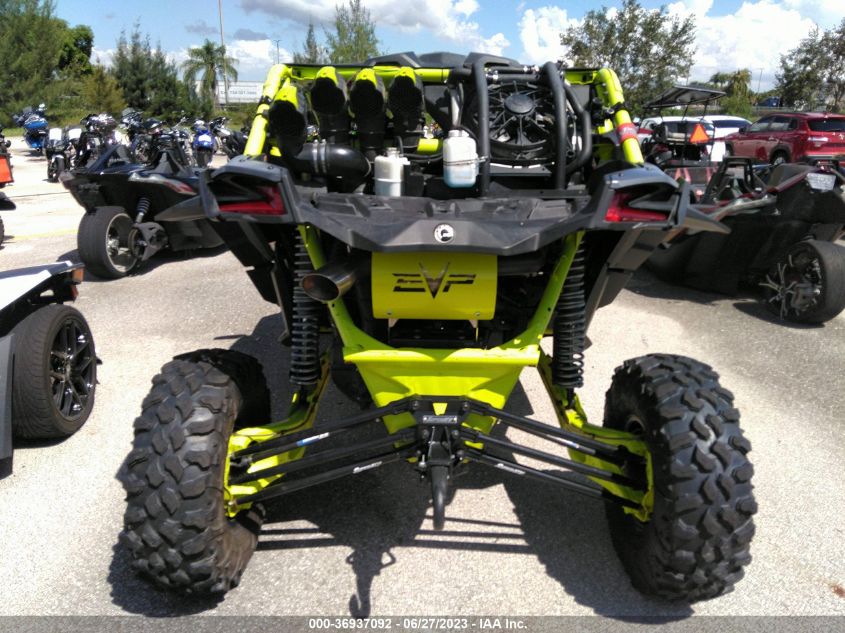 2021 CAN-AM MAVERICK X3 X MR TURBO RR - 3JBVWAV20MK000523