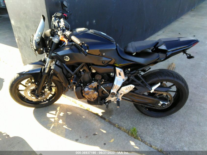 2016 YAMAHA FZ07 C JYARM06Y6GA002179