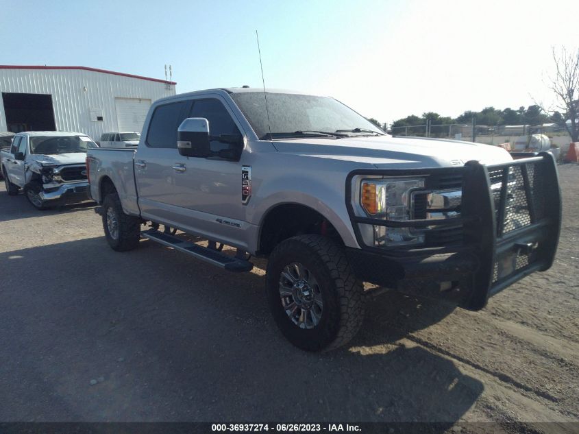2017 FORD SUPER DUTY F-250 SRW LARIAT/PLATINUM - 1FT7W2BT1HED25738