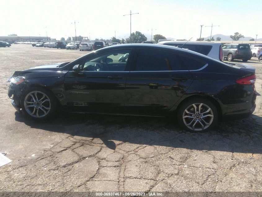 2017 FORD FUSION S - 3FA6P0G73HR229427