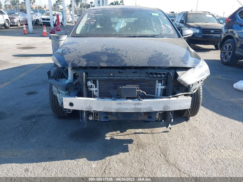 2019 HYUNDAI IONIQ HYBRID SEL - KMHC75LC5KU140032