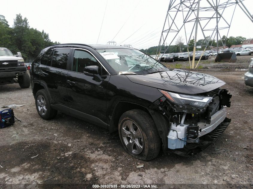 2022 TOYOTA RAV4 XLE - 2T3P1RFV8NC288549