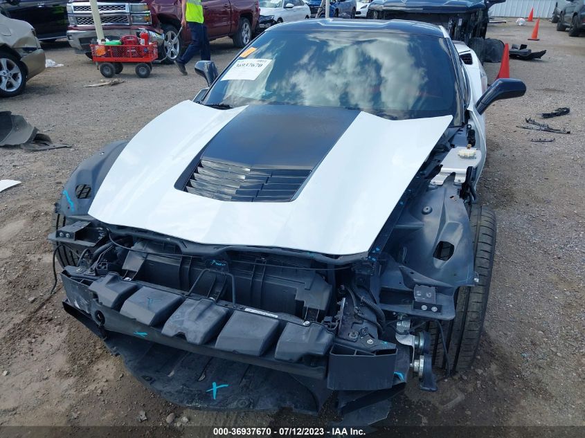 2014 CHEVROLET CORVETTE STINGRAY Z51 3LT - 1G1YM2D7XE5135516