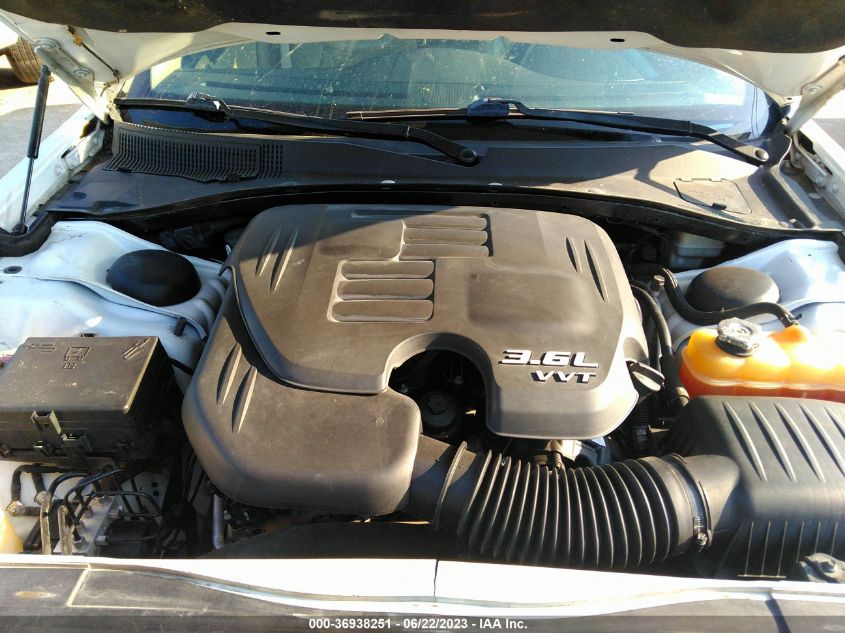 2013 CHRYSLER 300 - 2C3CCAAG7DH657468