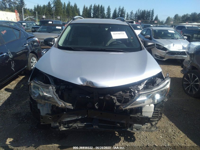 2014 TOYOTA RAV4 LE - JTMBFREV0E5030593
