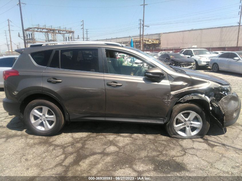 2014 TOYOTA RAV4 XLE - JTMRFREV3ED086158