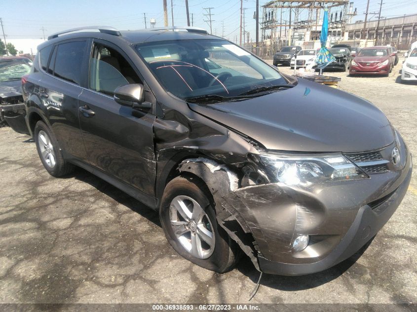 2014 TOYOTA RAV4 XLE - JTMRFREV3ED086158