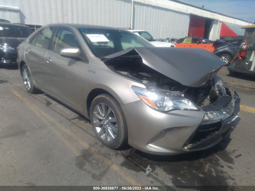 2015 TOYOTA CAMRY HYBRID LE/XLE/SE - 4T1BD1FKXFU167328