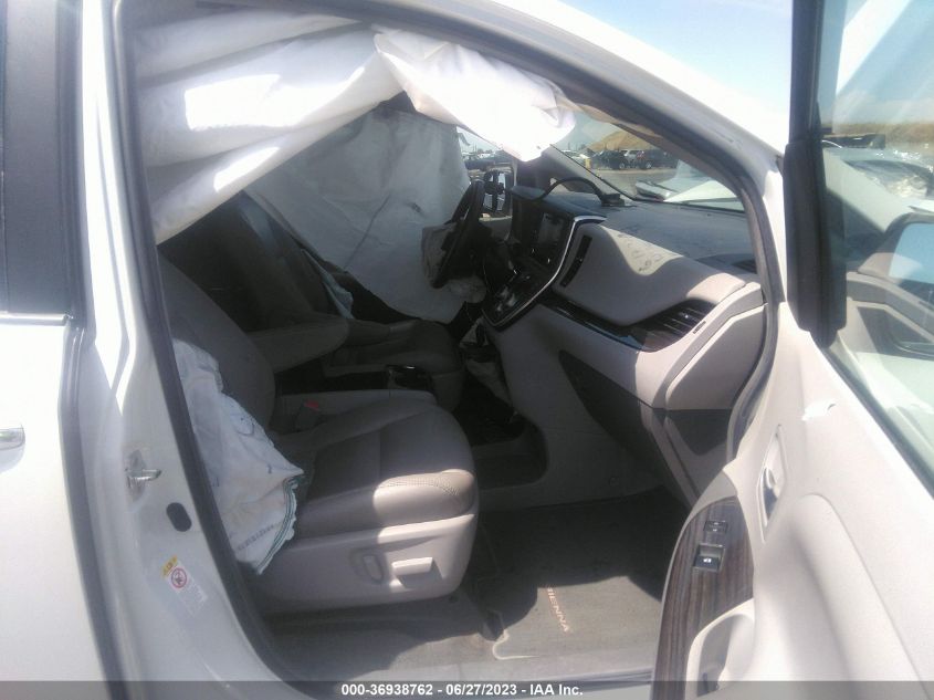 2018 TOYOTA SIENNA XLE AUTO ACCESS - 5TDYZ3DC8JS942648