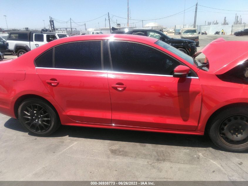 2013 VOLKSWAGEN JETTA SEDAN SE - 3VWDX7AJ1DM370709