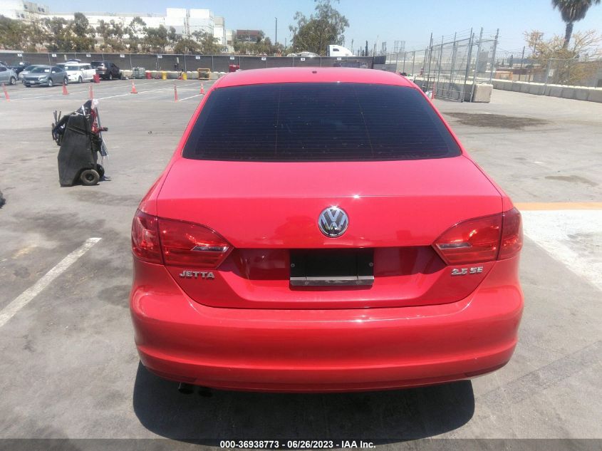 2013 VOLKSWAGEN JETTA SEDAN SE - 3VWDX7AJ1DM370709