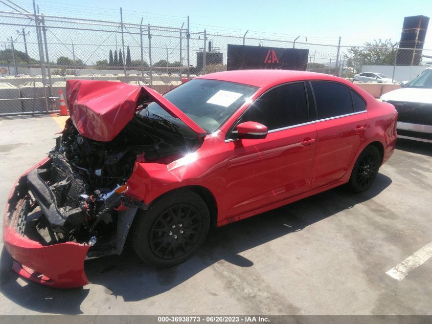 2013 VOLKSWAGEN JETTA SEDAN SE - 3VWDX7AJ1DM370709