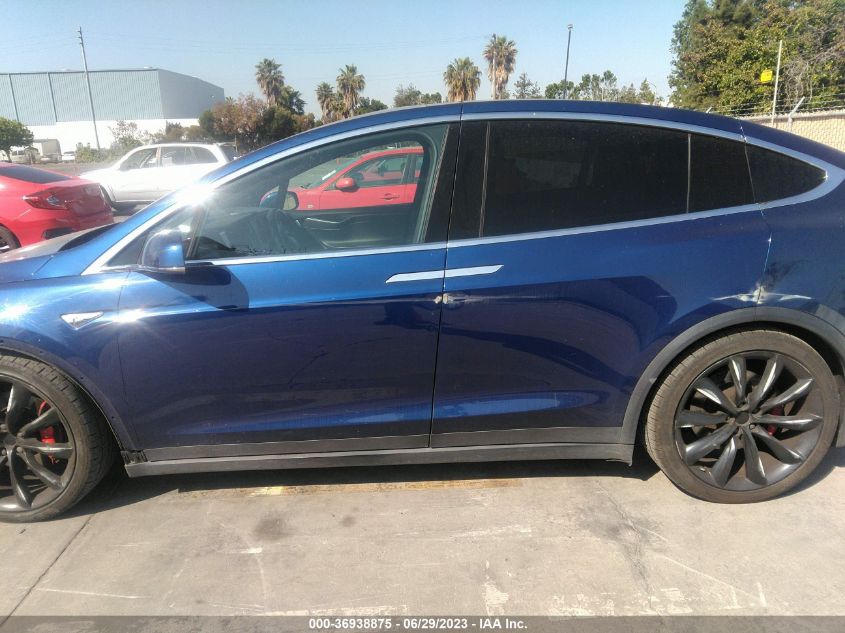 2016 TESLA MODEL X P90D/60D/P100D - 5YJXCAE47GF006882