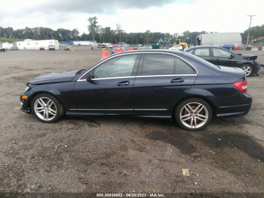 2013 MERCEDES-BENZ C-CLASS C 300 - WDDGF8AB9DR259251