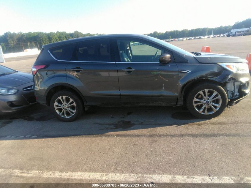 2017 FORD ESCAPE SE - 1FMCU0GD2HUD38638